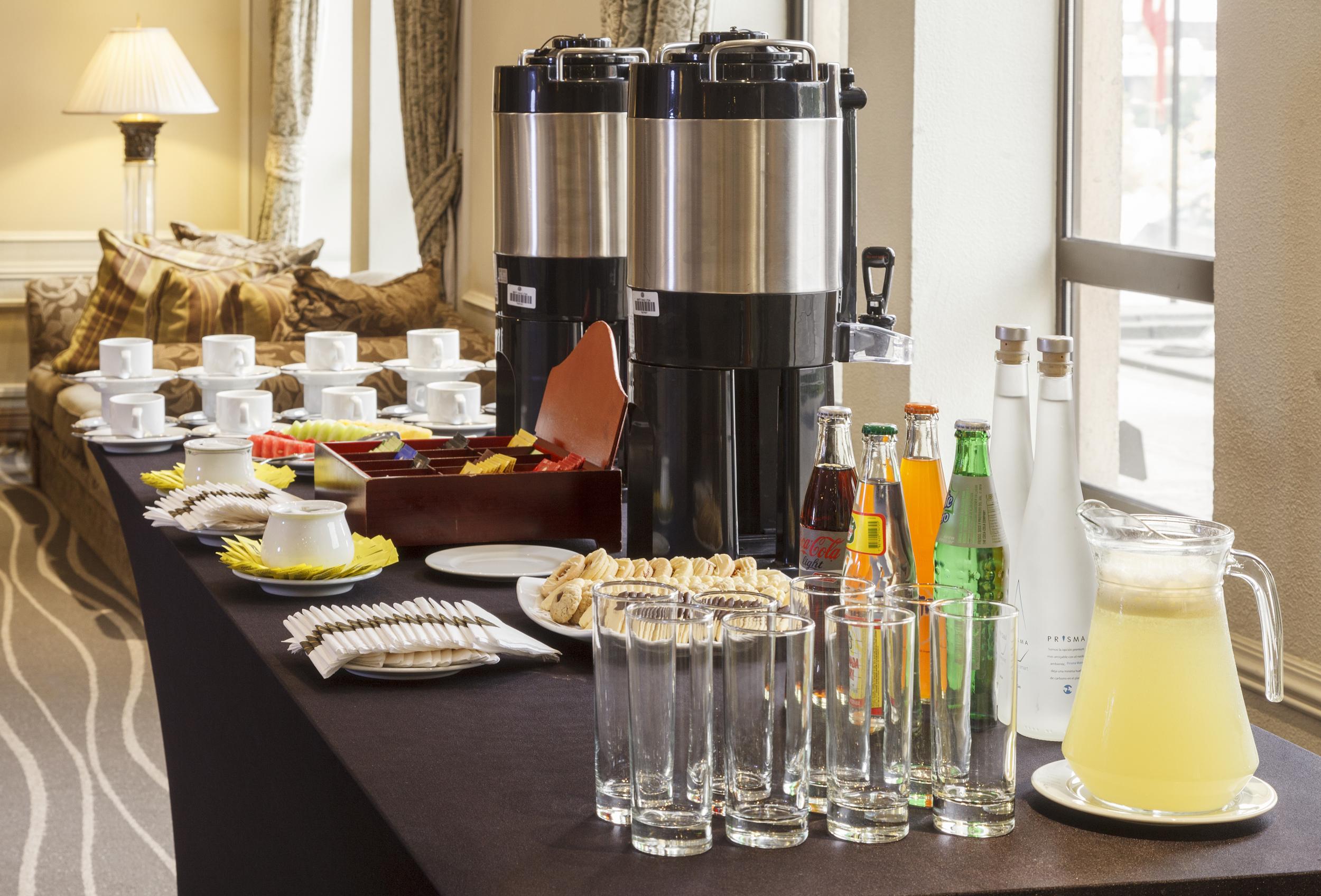 Hotel Regal Pacific Santiago Kültér fotó A coffee break