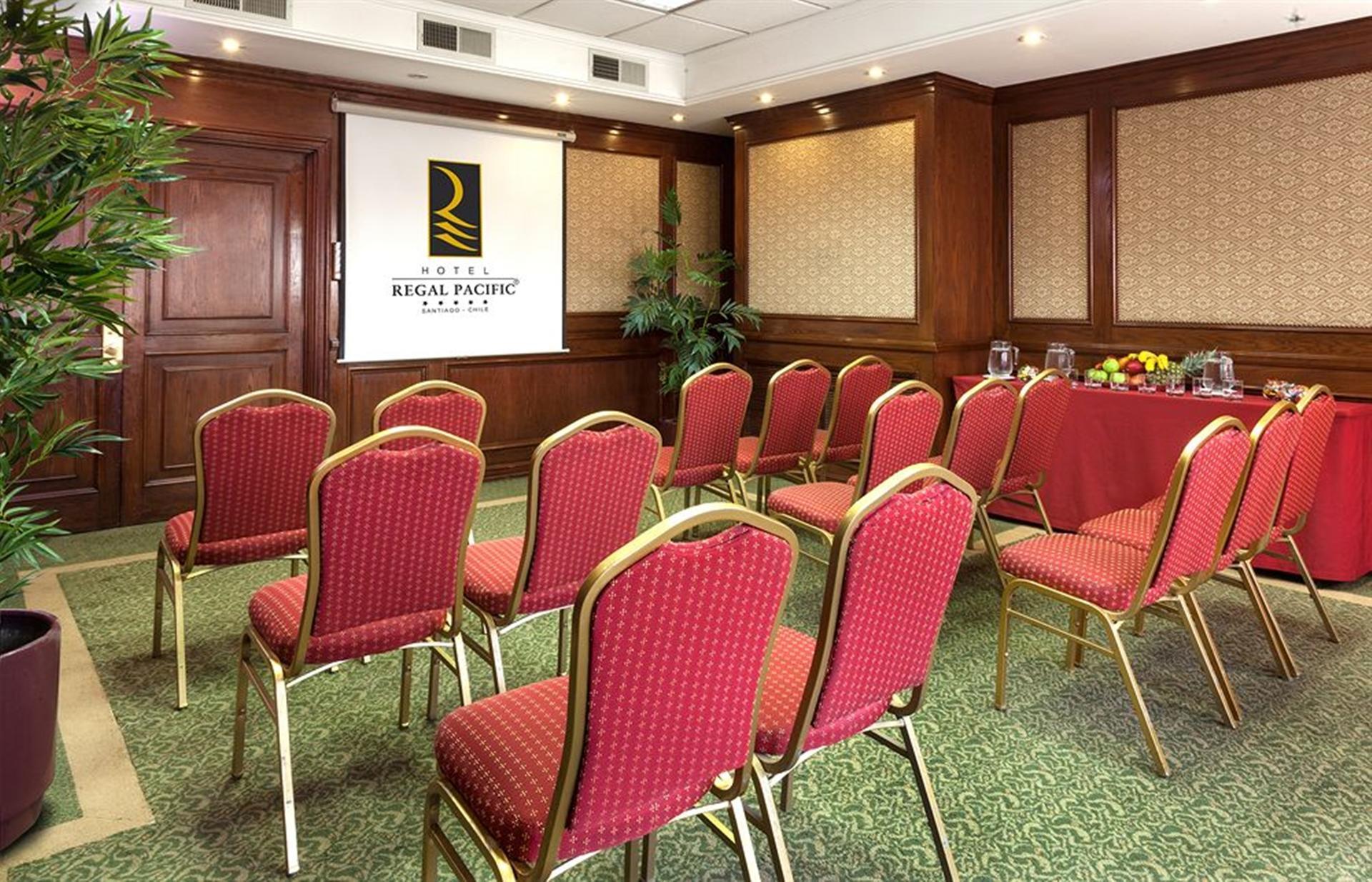 Hotel Regal Pacific Santiago Kültér fotó A meeting room at the Royal Regency Hotel
